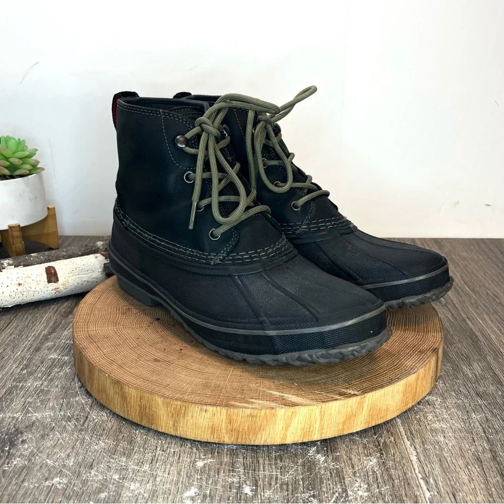 *UGG | Men's Zetik Black Waterproof Leather Boots 1017304 Size 9